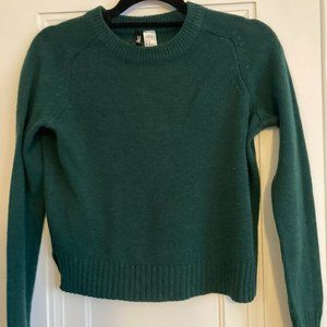 Women's Forest Green Sweater in Size XS